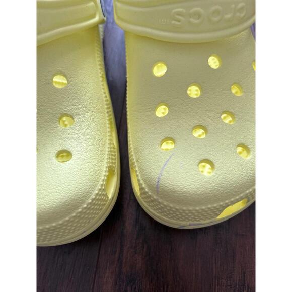 Crocs - Picture 2 of 4